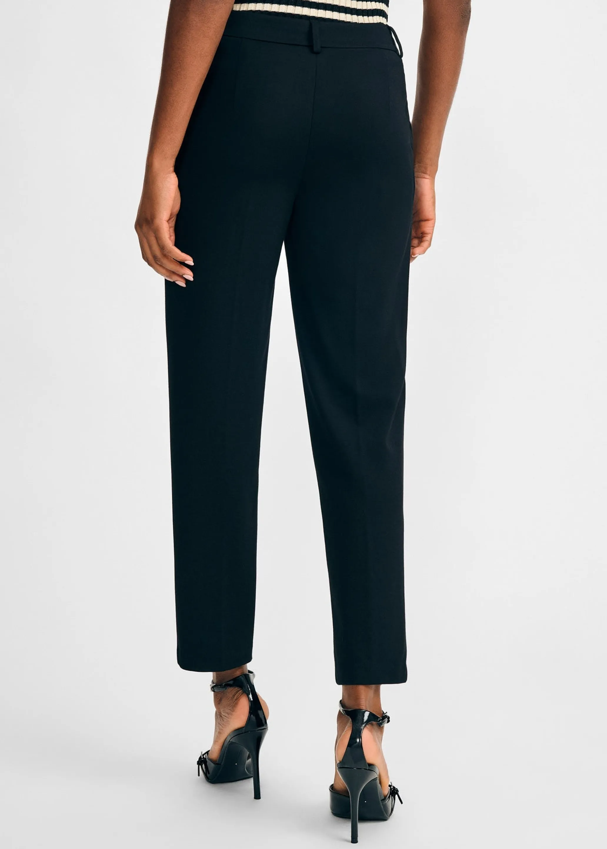 Slim Straight Pant